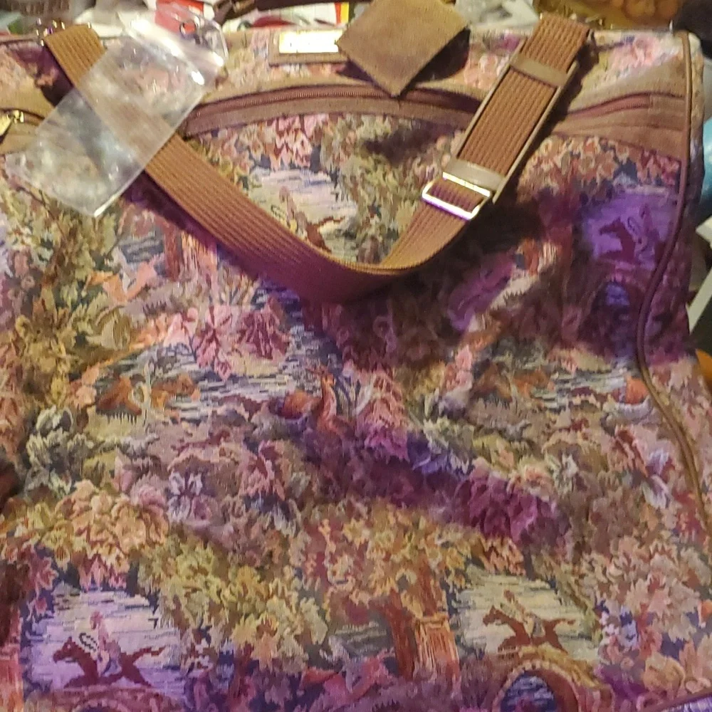 Very large  Tapestry Shoulder carry garment bag